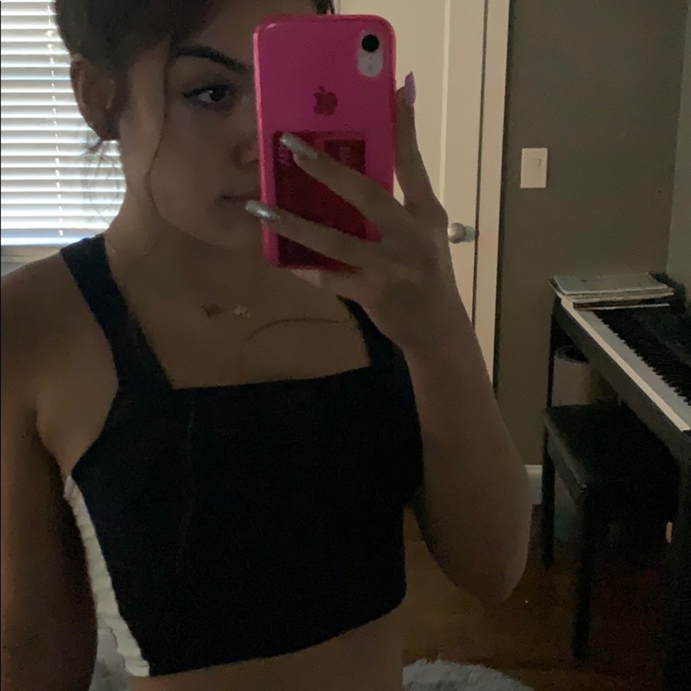 Cropped tank top